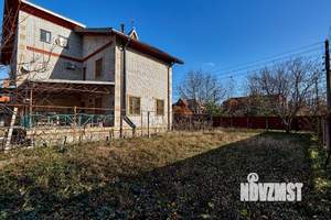 Дом 307м&sup2;, 3-этажный, участок 9 сот.  