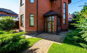 Дом 168м&sup2;, 2-этажный, участок 6 сот.  