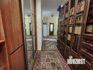 Дом 412м&sup2;, 3-этажный, участок 9 сот.  