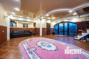 Дом 500м², 2-этажный, участок 8 сот.  