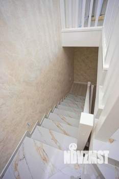 Коттедж 180м², 3-этажный, участок 3 сот.  