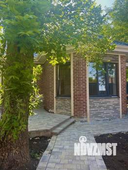 Дом 140м&sup2;, 1-этажный, участок 6 сот.  