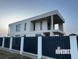 Дом 220м², 2-этажный, участок 4 сот.  