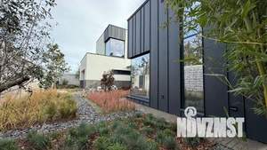 Дом 310м&sup2;, 2-этажный, участок 7 сот.  