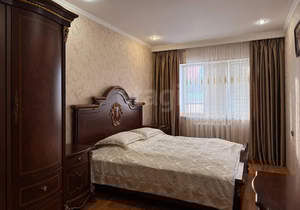 Дом 227м&sup2;, 1-этажный, участок 6 сот.  