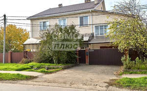 Дом 333м&sup2;, 3-этажный, участок 8 сот.  