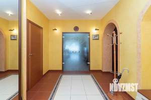 Дом 408м², 3-этажный, участок 7 сот.  