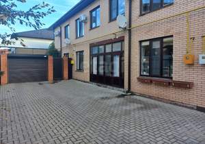 Дом 103м², 2-этажный, участок 8 сот.  