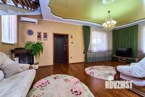 Дом 133м&sup2;, 2-этажный, участок 4 сот.  