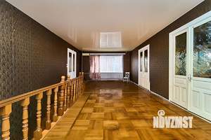 Дом 210м², 2-этажный, участок 1 сот.  