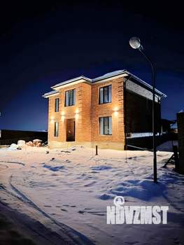 Дом 280м&sup2;, 2-этажный, участок 6 сот.  