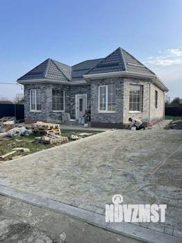 Дом 147м&sup2;, 2-этажный, участок 3 сот.  