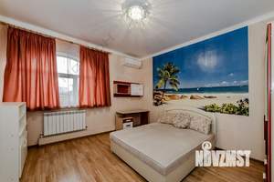 Дом 252м², 2-этажный, участок 4 сот.  