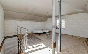 Дом 72м&sup2;, 2-этажный, участок 6 сот.  