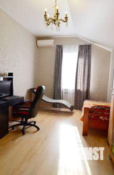 Дом 209м&sup2;, 2-этажный, участок 6 сот.  