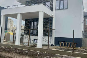 Дом 215м&sup2;, 3-этажный, участок 4 сот.  