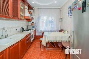 Дом 250м², 2-этажный, участок 9 сот.  