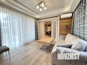 Дом 171м², 1-этажный, участок 6 сот.  