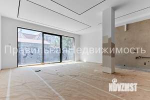 Дом 142м&sup2;, 2-этажный, участок 3 сот.  