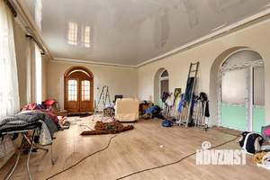 Дом 325м², 3-этажный, участок 9 сот.  