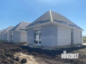 Дом 100м&sup2;, 2-этажный, участок 5 сот.  