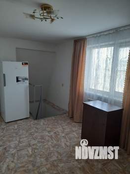 Дом 113м&sup2;, 3-этажный, участок 4 сот.  