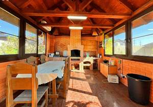 Дом 290м&sup2;, 3-этажный, участок 10 сот.  