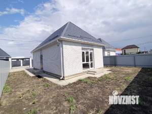 Дом 100м&sup2;, 2-этажный, участок 3 сот.  