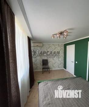 Дом 209м², 3-этажный, участок 15 сот.  