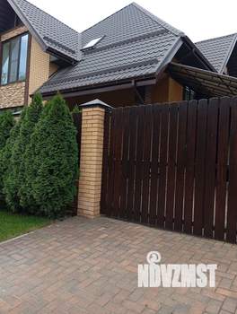 Дом 200м&sup2;, 2-этажный, участок 5 сот.  