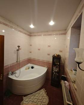 Дом 393м&sup2;, 2-этажный, участок 5 сот.  