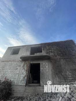 Дом 800м&sup2;, 2-этажный, участок 8 сот.  