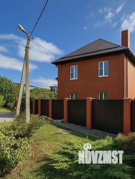 Дом 233м&sup2;, 2-этажный, участок 6 сот.  