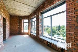 Дом 232м&sup2;, 2-этажный, участок 8 сот.  