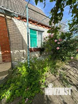 Дом 40м&sup2;, 2-этажный, участок 4 сот.  