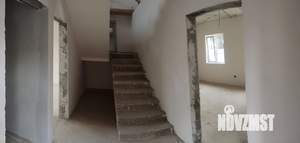 Дом 84м&sup2;, 2-этажный, участок 3 сот.  