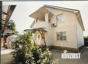 Коттедж 270м&sup2;, 2-этажный, участок 12 сот.  