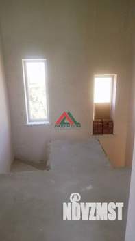 Дом 145м&sup2;, 2-этажный, участок 3 сот.  