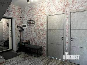 Дом 147м&sup2;, 2-этажный, участок 4 сот.  