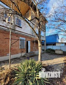 Дом 332м&sup2;, 3-этажный, участок 4 сот.  