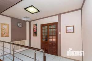 Дом 513м&sup2;, 2-этажный, участок 13 сот.  