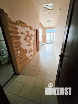 Дом 497м&sup2;, 2-этажный, участок 10 сот.  