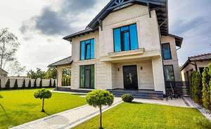 Дом 294м&sup2;, 2-этажный, участок 11 сот.  