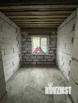 Дом 100м&sup2;, 1-этажный, участок 4 сот.  