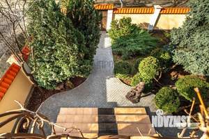 Дом 226м&sup2;, 2-этажный, участок 7 сот.  