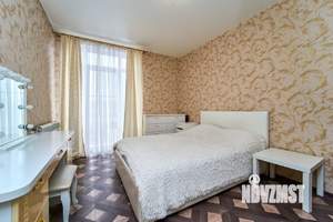 Дом 183м&sup2;, 3-этажный, участок 3 сот.  