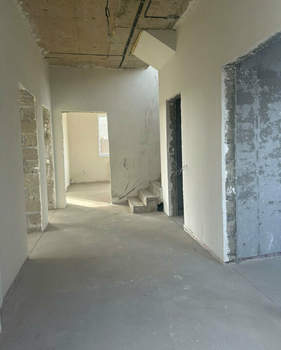 Дом 170м&sup2;, 2-этажный, участок 4 сот.  