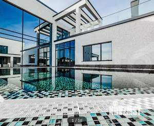 Дом 340м&sup2;, 2-этажный, участок 10 сот.  