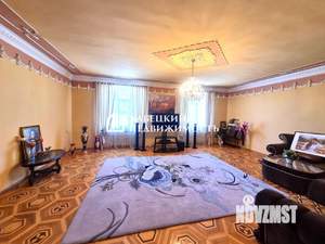 Дом 289м&sup2;, 2-этажный, участок 4 сот.  