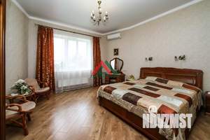 Дом 187м&sup2;, 2-этажный, участок 4 сот.  